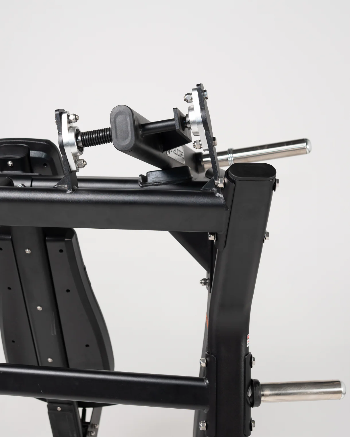 Skelcore Pro Series Shoulder Press Machine – Image 3